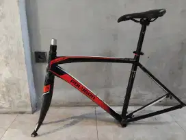 WTS.HANYA framesst polygon strattos size 50