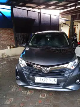 Mobil mulus tangan pertama