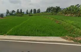 Investasi Lahan dengan View Pegunungan + Sumber Mata Air, Harga Murah