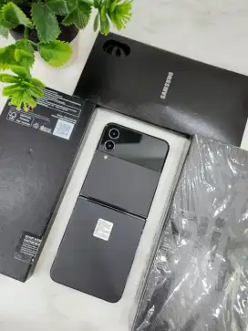 Samsung Galaxy z flip 4 8/256gb