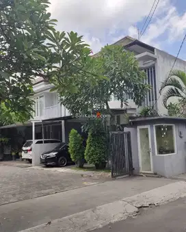 AMR-207.PAS-Y | For Yearly Rent House 3-Rooms in Tunjung Pipil Kesiman