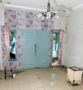 RUMAH SISI JALAN RAYA UNTUK BISNIS DEKAT PUSAT KULINER BINTARA