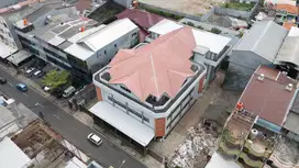 Gedung Komersial Gunung Sahari 4 Lantai 1319m2 SHM Baru Renovasi