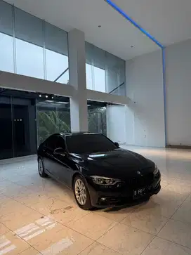 BMW 320i 2016 Bensin