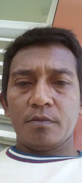 Driver sim a sedang mencari pekerjaan