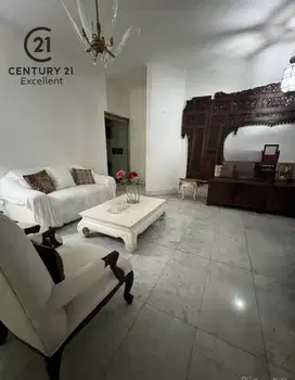 RUMAH DIJUAL DI JL KOMANDO III SETIABUDI BELAKANG WTC SUDIRMAN, JAKSEL