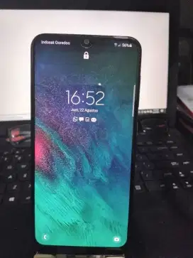 Samsung a50. Ram 6/128gb. Hp only.
