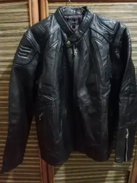 Jaket kulit pria