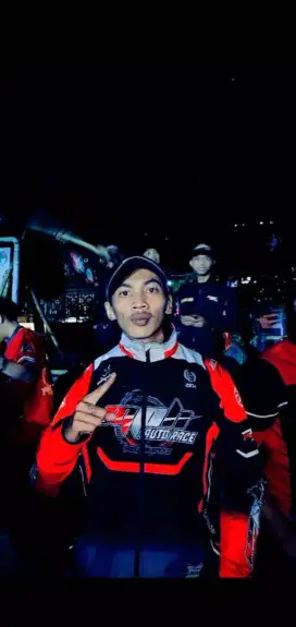 Cari pekerjaan dibidang fnb atau officeboy