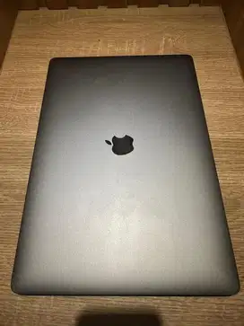 Macbook Pro 2019 i7 12/256
