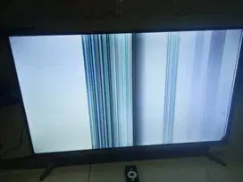 JUAL CEPAT SMART TV COOCAA 32 RUSAK LCD BRGARIS (MSH BISA DIPERBAIKI)