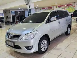 Innova G 2.0 Matic 2011