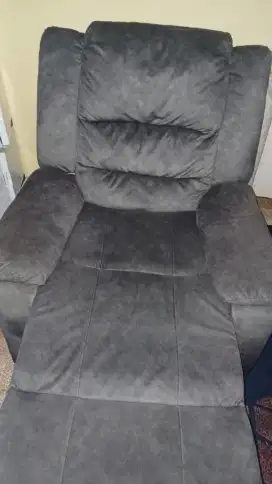 Sofa Recliner merek Royale Free Dispenser Arashi