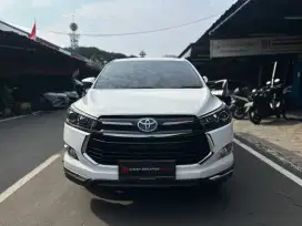 Toyota Innova 2.4 Venturer AT 2019