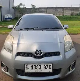 Toyota Yaris 1.5 J A/T 2012