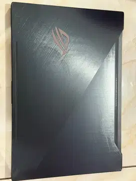 Laptop Asus RoG zephyrus