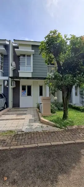 Rumah di flourite gading serpong siap huni harga 1.6 M dekat mall sms