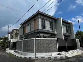 Rumah Baru 2 Lantai HOOK siap Huni BARUK UTARA, Rungkut, SBY Timur