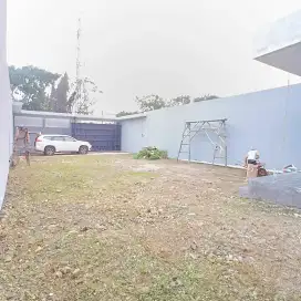 Disewakan lahan usaha pinggir  jalan raya stategis