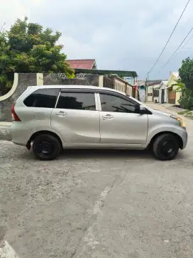 Avanza E 2013 istimewa