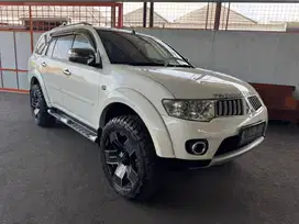 Mitsubishi Pajero 2012