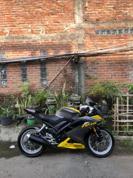 For sale R15 V3 (Kuning)