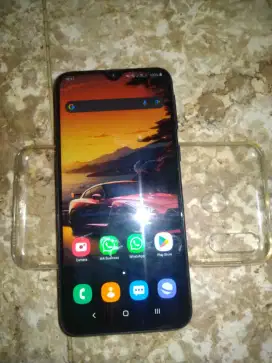Samsung M20 3/32GB