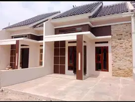 Rumah mewah harga promo akses mobil 3 menit ke stasiun depok