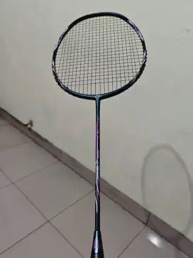 Raket Lining Combat Z8