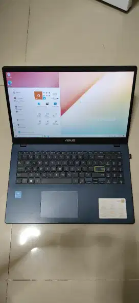 Asus E520M n4020 4gb 128gb mulus