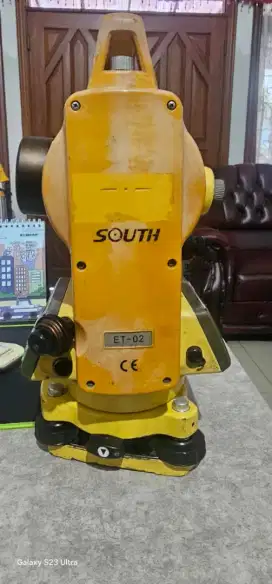 Theodolite south et02 bekas