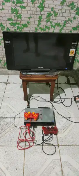 PS 2 fat matrix hardisk dalam 80 GB dan tv LED polytron 24 inc