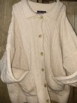 Cardigan rajut kepang