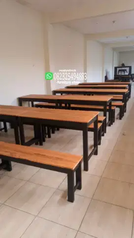 Meja makan cafe