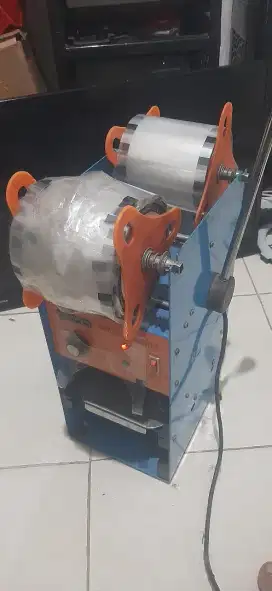 Cup sealer second