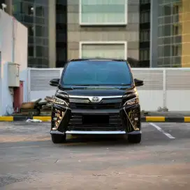 TOYOTA VOXY HITAM 2019, TDP: 5JT ALL IN