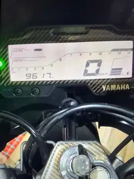Yamaha R15 V3 like new