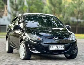 DP 9 jt! Mazda 2 V Matic 2014 Sedan Antik Spt Baru!!