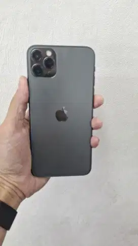 iPhone 11 pro max inter 64gb