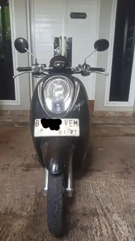 Honda Scoopy 2012