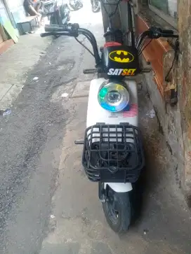 Sepeda listrik jos  Velocity aj