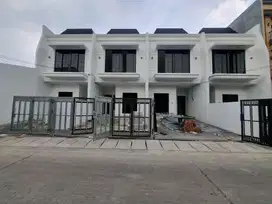 Wilson Rumah baru uk 5x20 di meruya utara kav dki