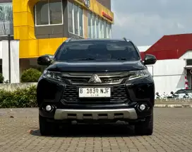 Mitsubishi Pajero Sport Dakar 4x2 Limited Edition A/T Tahun 2017 Hitam