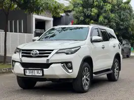TOYOTA FORTUNER VRZ 2.4 AT 2016 PUTIH TERAWAT