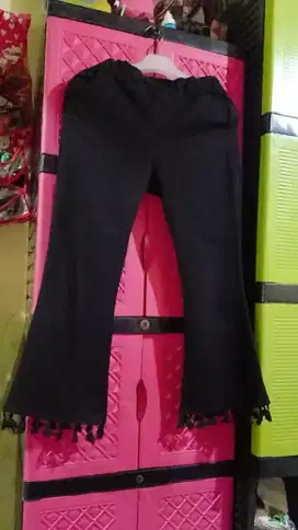 Celana Kain Hitam