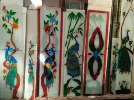 Pembuatan kaca lukis custom besarnya disesuaikan kebutuhan