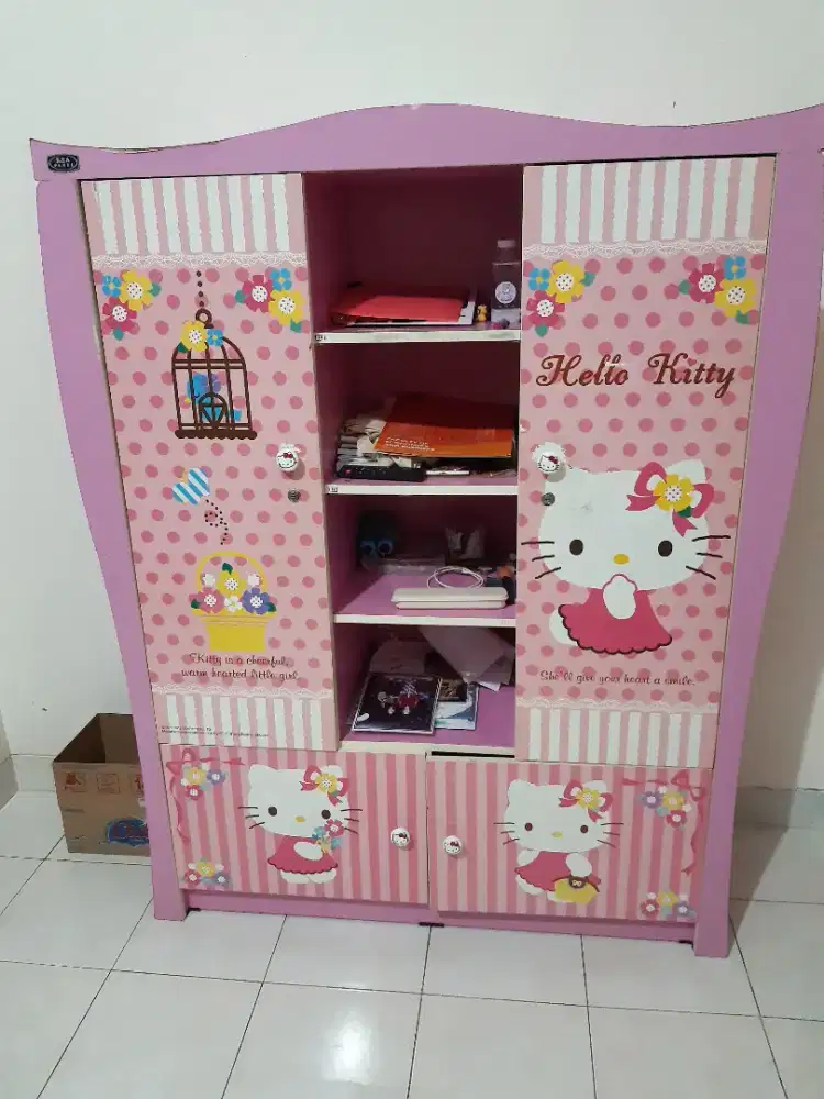 DIJUAL LEMARI ANAK HELLO KITTY
