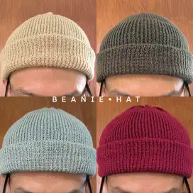 ( Beanie Hat. )