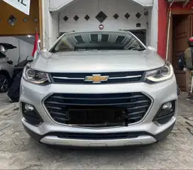 (TDP 19 JUTA!) Chevrolet Trax 1.4 Turbo LTZ Automatic Silver 2017