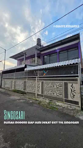 Rumah Modern 2 lantai dekat exit tol di Mondoroko Singosari Malang